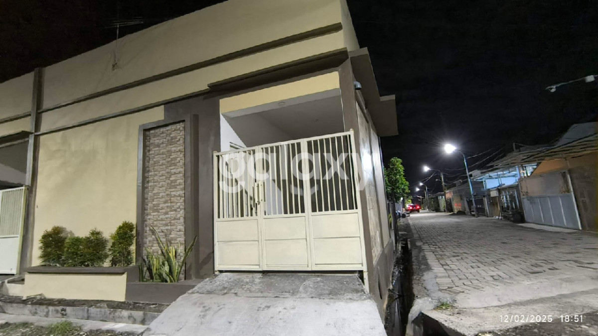 DIJUAL RUMAH SIAP HUNI SHM 495 JUTA SURABAYA