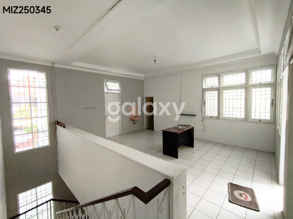 JUAL RUMAH GRAHA INDAH GAYUNG KEBONSARI INJOKO