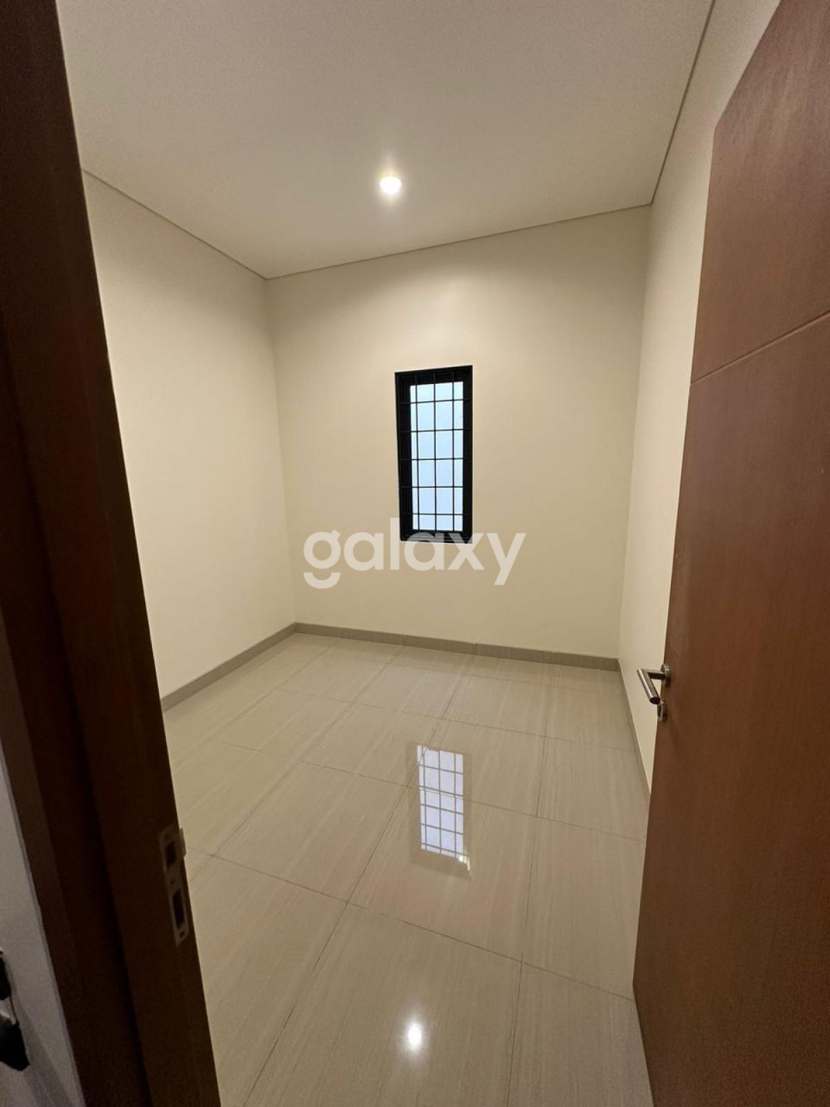 Rumah 2.5 lantai di Kelapa Lilin Kelapa Gading