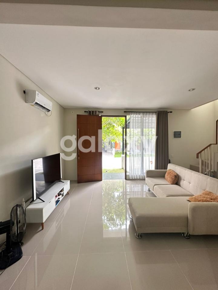 Rumah Northwest Central Citraland 2 Lantai Hadap Selatan Hook