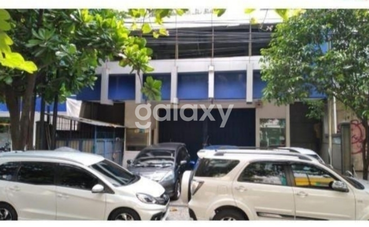 Disewakan / Dijual Ruko 3 Lantai Ex Bank Raya Jaksa Agung Suprapto Malang