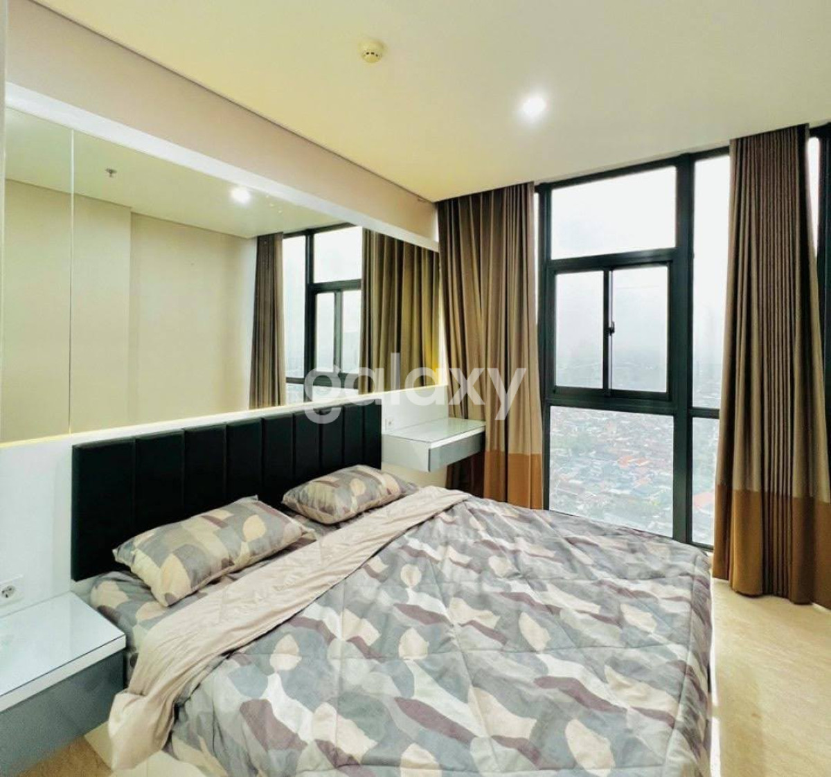 APT VOILA, Ciputra World 4BR FURNISHED with Semi PRIVATE LIFT