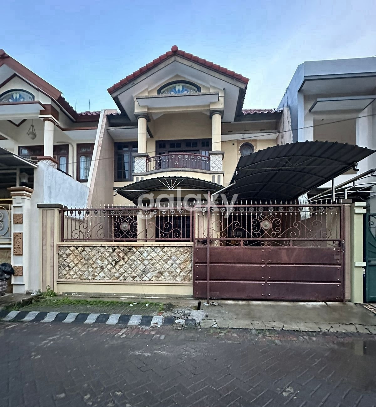 rumah murah di deket galaxy mall dharmahusada