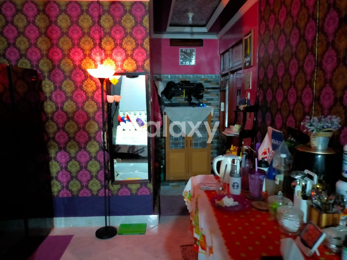 Rumah Pacar Kembang Tengah kota Nol Jalan