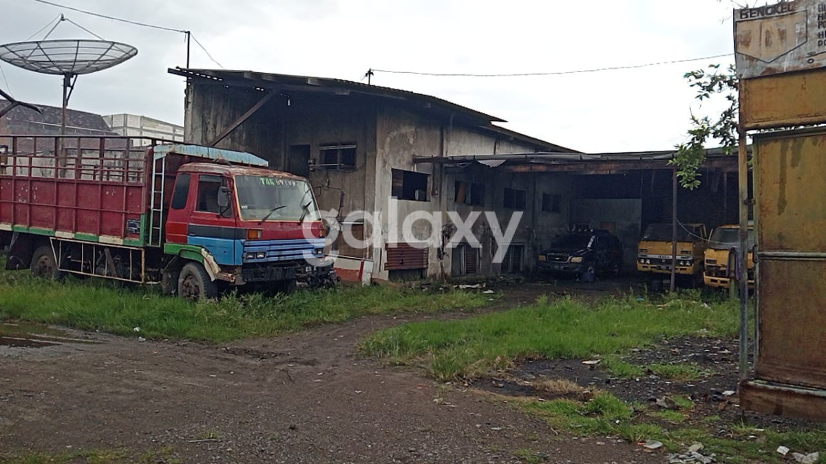Tanah Bonus Bangunan Gudang Daerah Tanjungsari