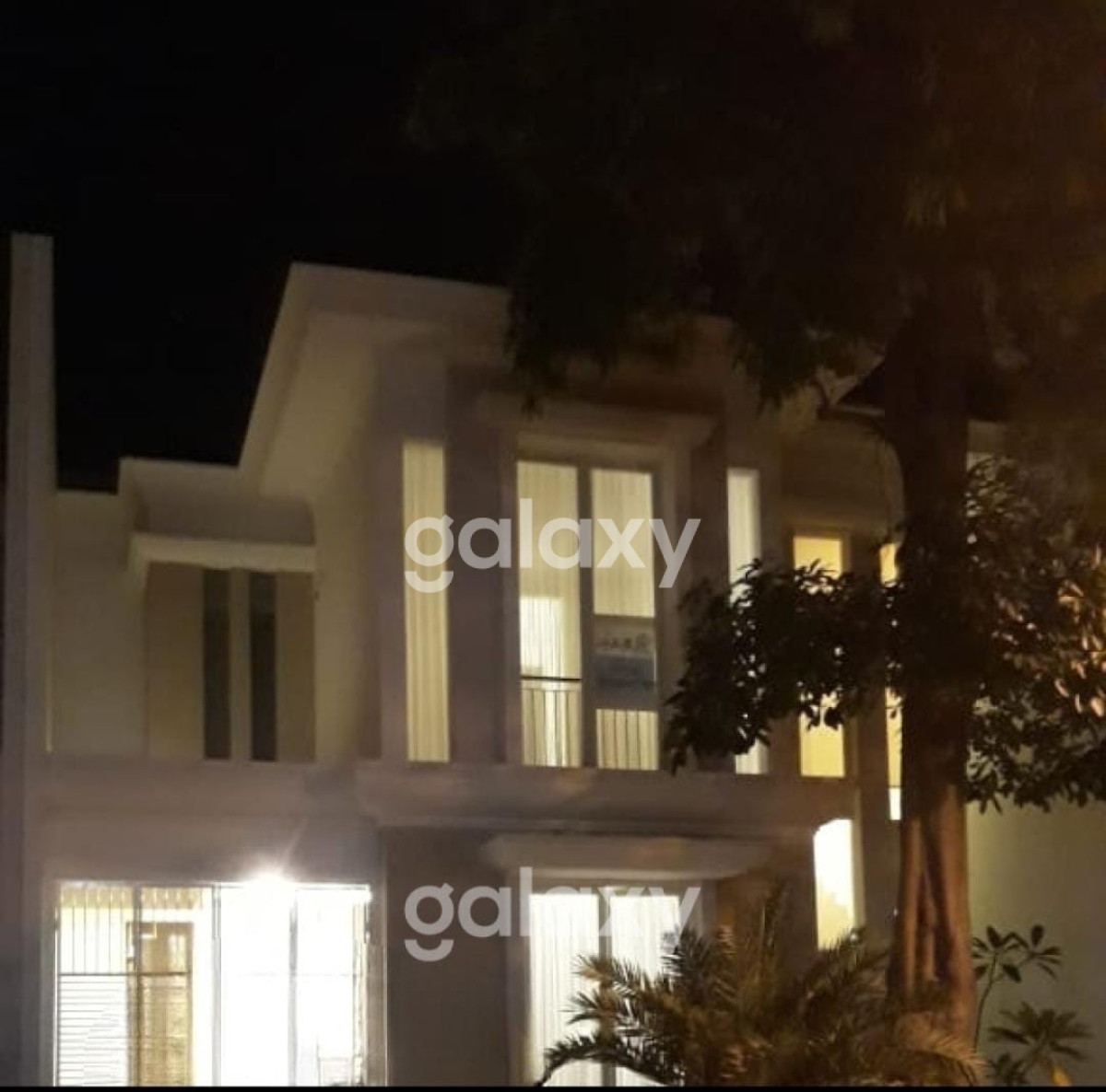 DIJUAL RUMAH FURNISHED PAKUWON CITY LONG BEACH LOKASI BAGUS