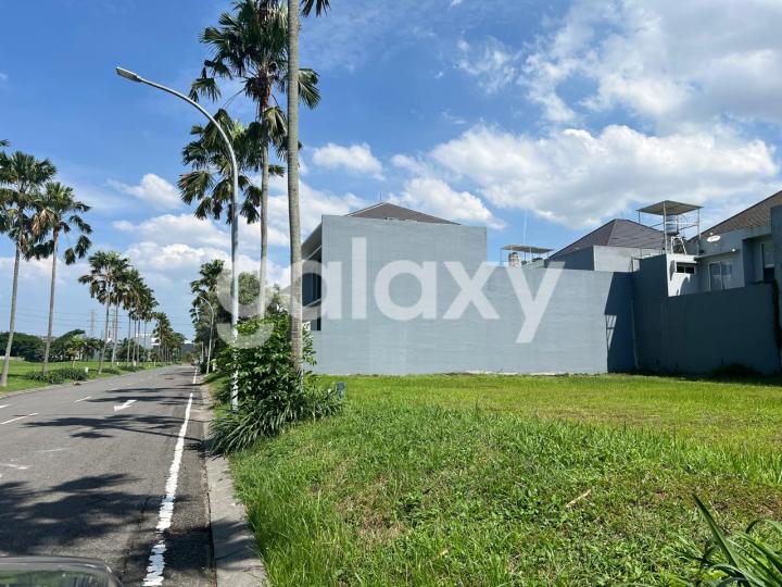 Tanah Pakuwon Indah Siap Bangun Grand Golf