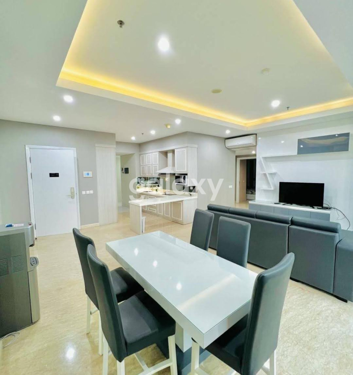 APT VOILA, Ciputra World 4BR FURNISHED with Semi PRIVATE LIFT