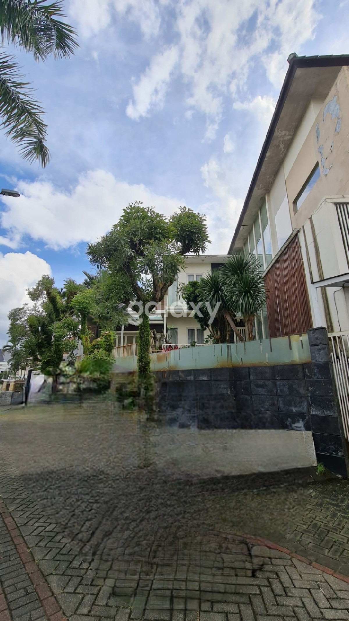 RUMAH MEWAH NUANSA VILLA Jl ISTANA DIENG MALANG STRATEGIS
