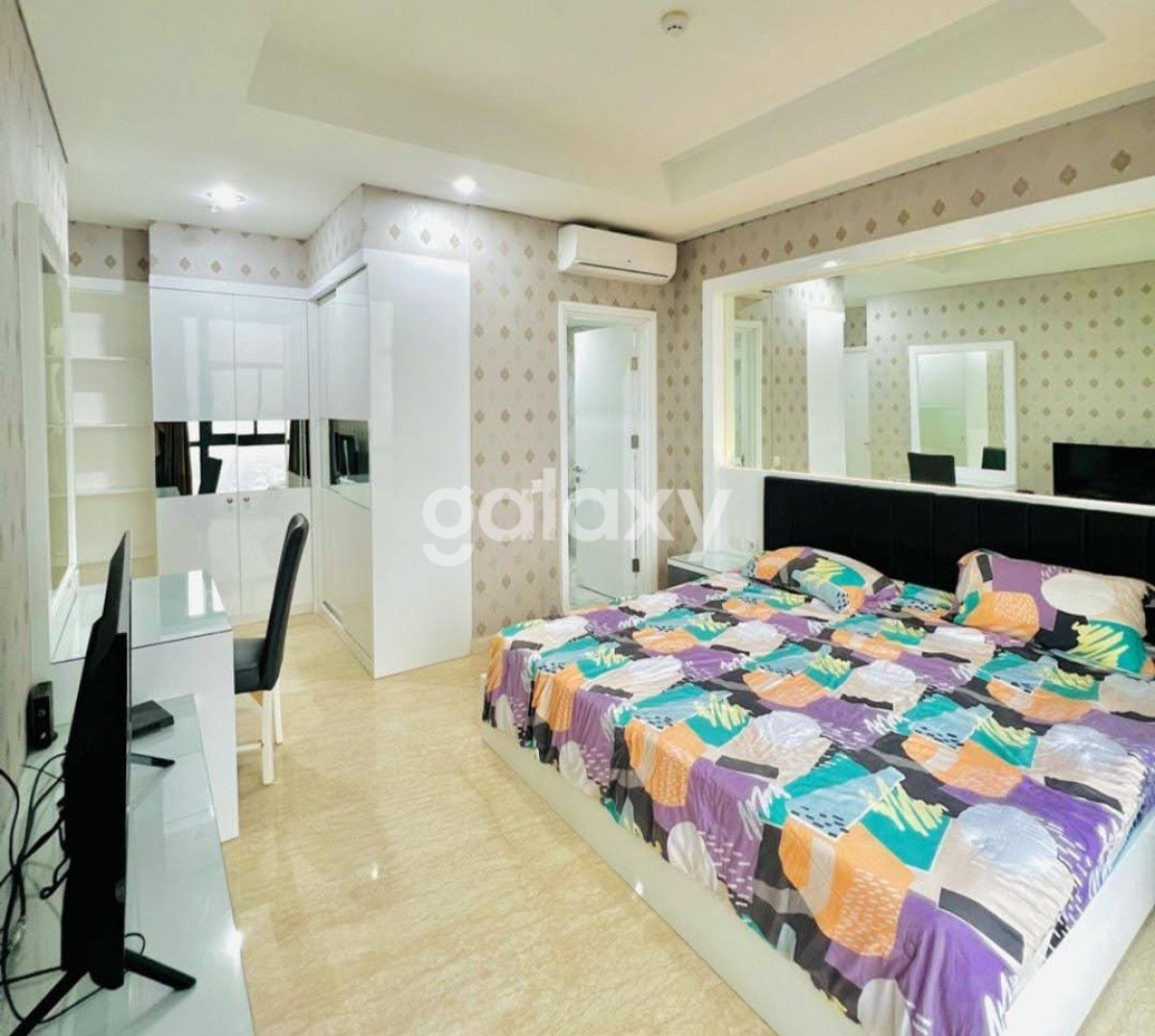 APT VOILA, Ciputra World 4BR FURNISHED with Semi PRIVATE LIFT