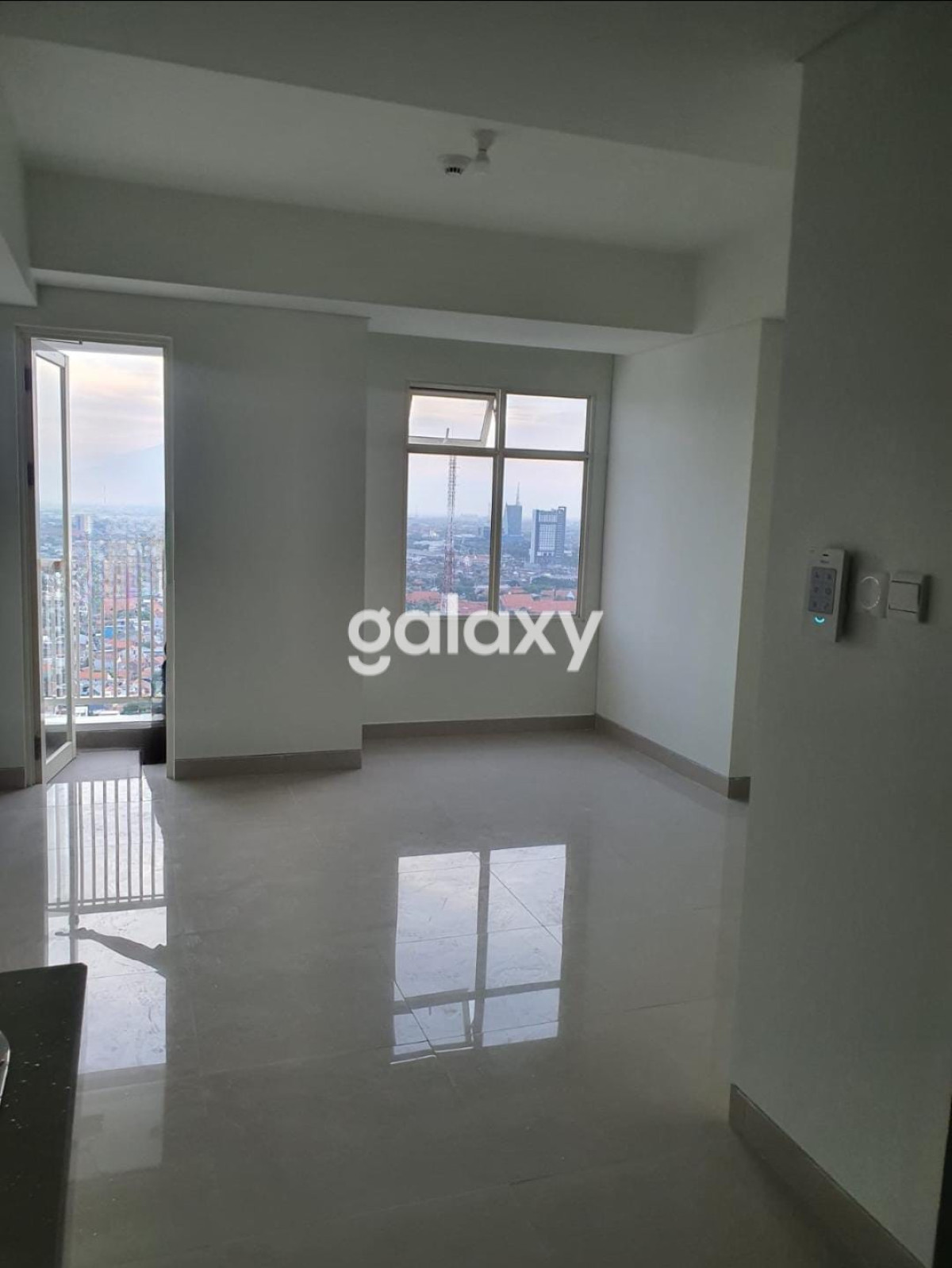 JUAL APARTEMEN KLASKA RESIDENCE AZURE 1 BR BARU GRESS
